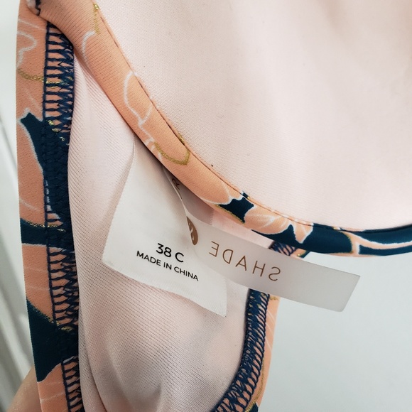 Target bathing suit - Picture 3 of 3